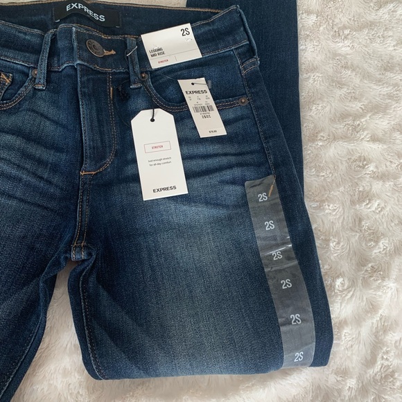 NEW Express Mid Rise Jeans - Picture 6 of 15
